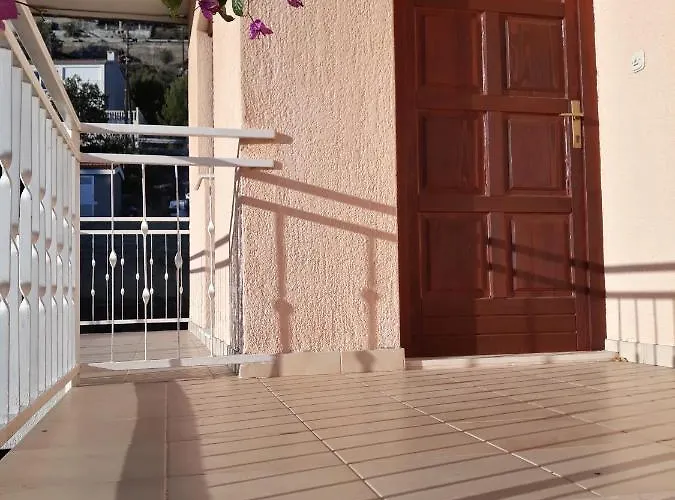 شقة Calypso تروغير