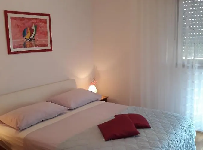 Calypso Apartament *