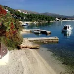 Calypso Apartment